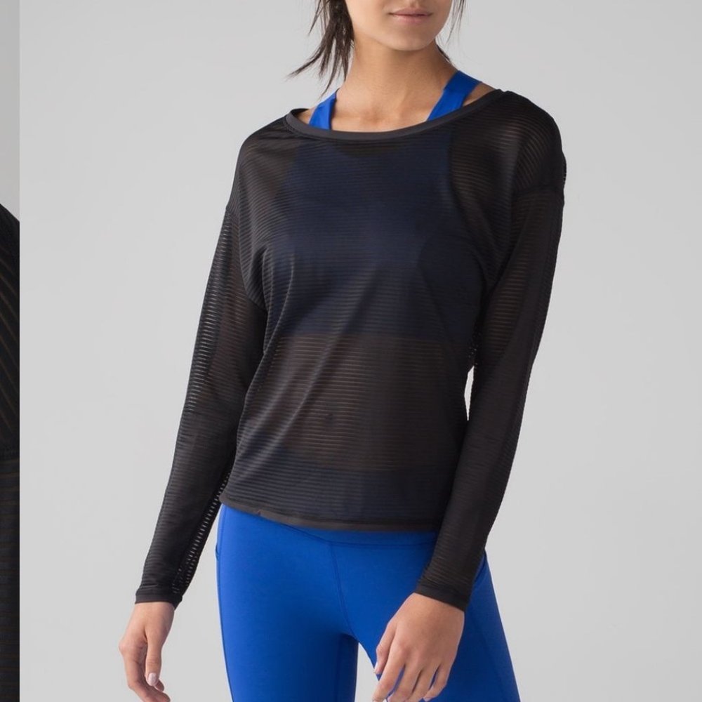 𝅺Lululemon Lean In Long Sleeve Black black mesh sz 8